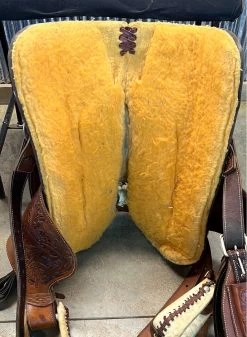 Used RS Roper 15" -Modern Life Shop image 1074f6de 7c9a 4c90 b423 c2e3734fbe52