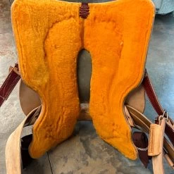 R Bar B Arena Roper 16" -Modern Life Shop image 743d7b8a 9c75 415e a4bb 77af3d30b409