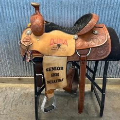 Used Cowboy Classic Roper 15.5"