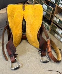 Used HR Roper 15" -Modern Life Shop image bae334a8 9b5c 4cc7 a7b3 dfa5d426de61