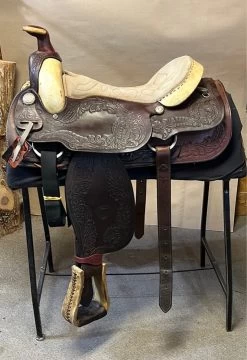 Used TexTan/Hereford Roper 16"