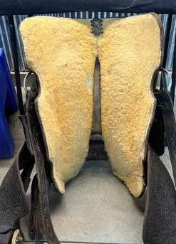 Used Jerry Beagley Calf Roper 15.5" -Modern Life Shop image bf277587 6c31 4e5d b47b 7b826bef1d1e