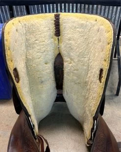 Used Circle Y Pleasure/Show 15.5" -Modern Life Shop image eaf5d04a 323e 4222 a886 a171f7490072