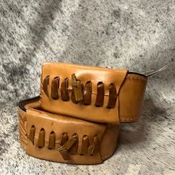 Circle Y Stirrups Natural Leather -Modern Life Shop image ec8689e7 5fd6 42e9 b117 0233a8339587